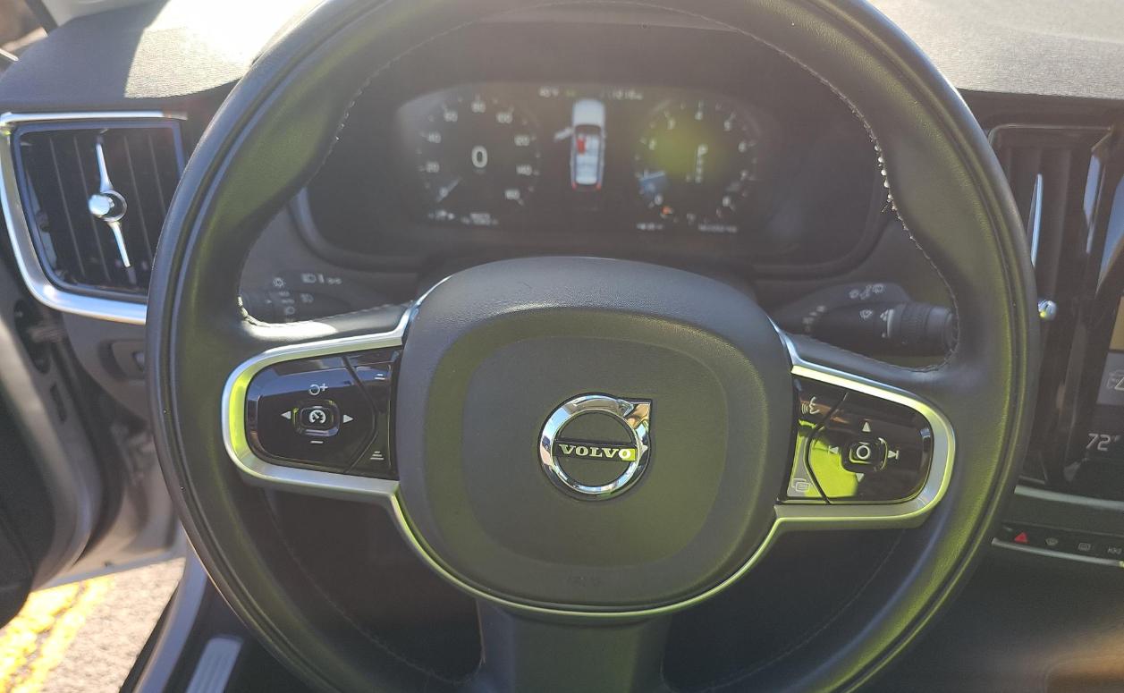 Volvo V90 Cross Country  2017