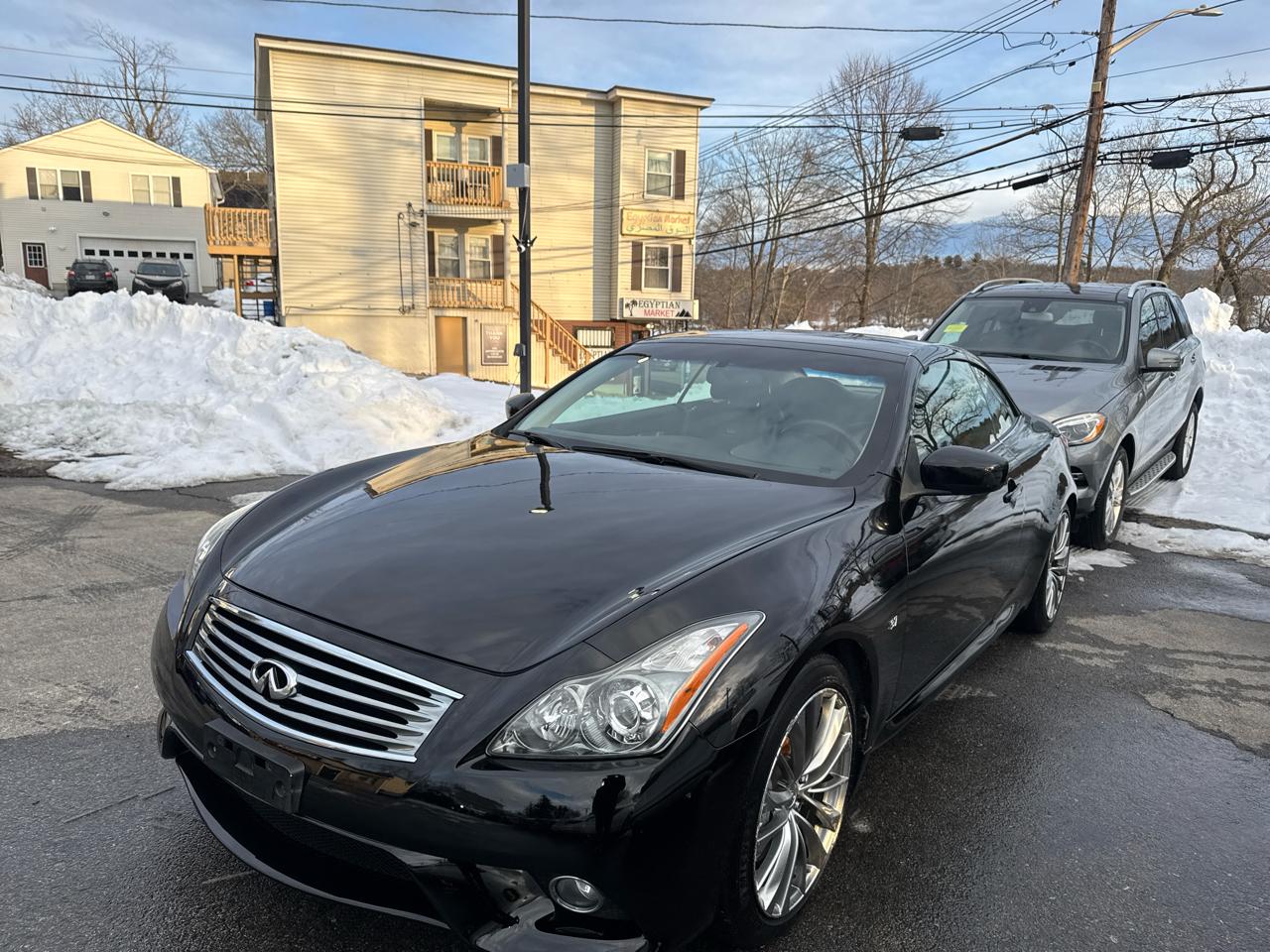 Infiniti Q60 Convertible  2014