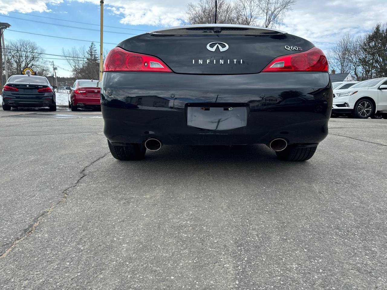 Infiniti Q60 Convertible  2014