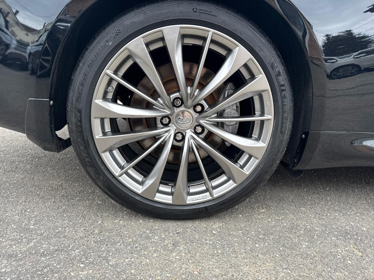 Infiniti Q60 Convertible  2014