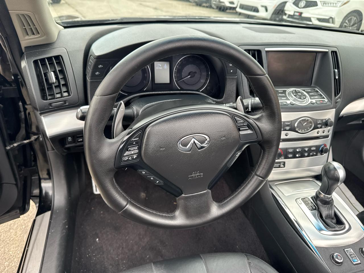 Infiniti Q60 Convertible  2014