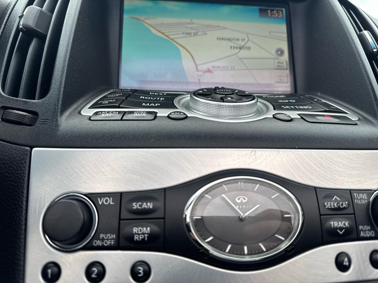 Infiniti Q60 Convertible  2014