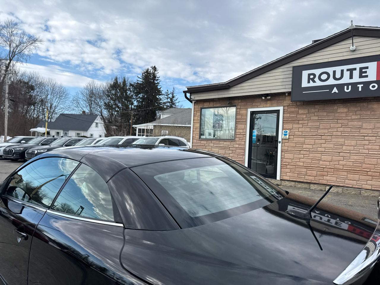 Infiniti Q60 Convertible  2014