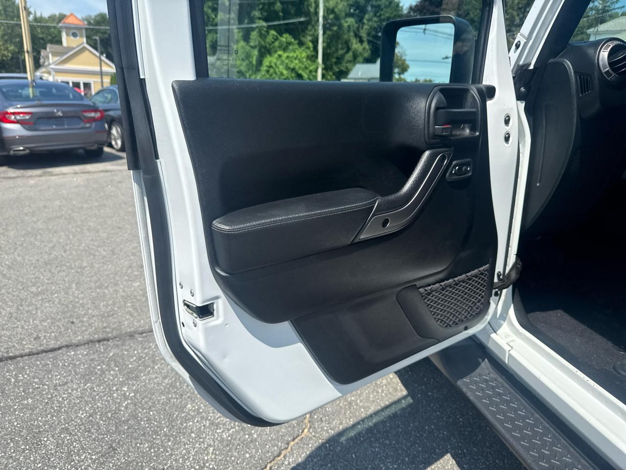 2018 Jeep Wrangler JK Unlimited Altitude - Photo 15