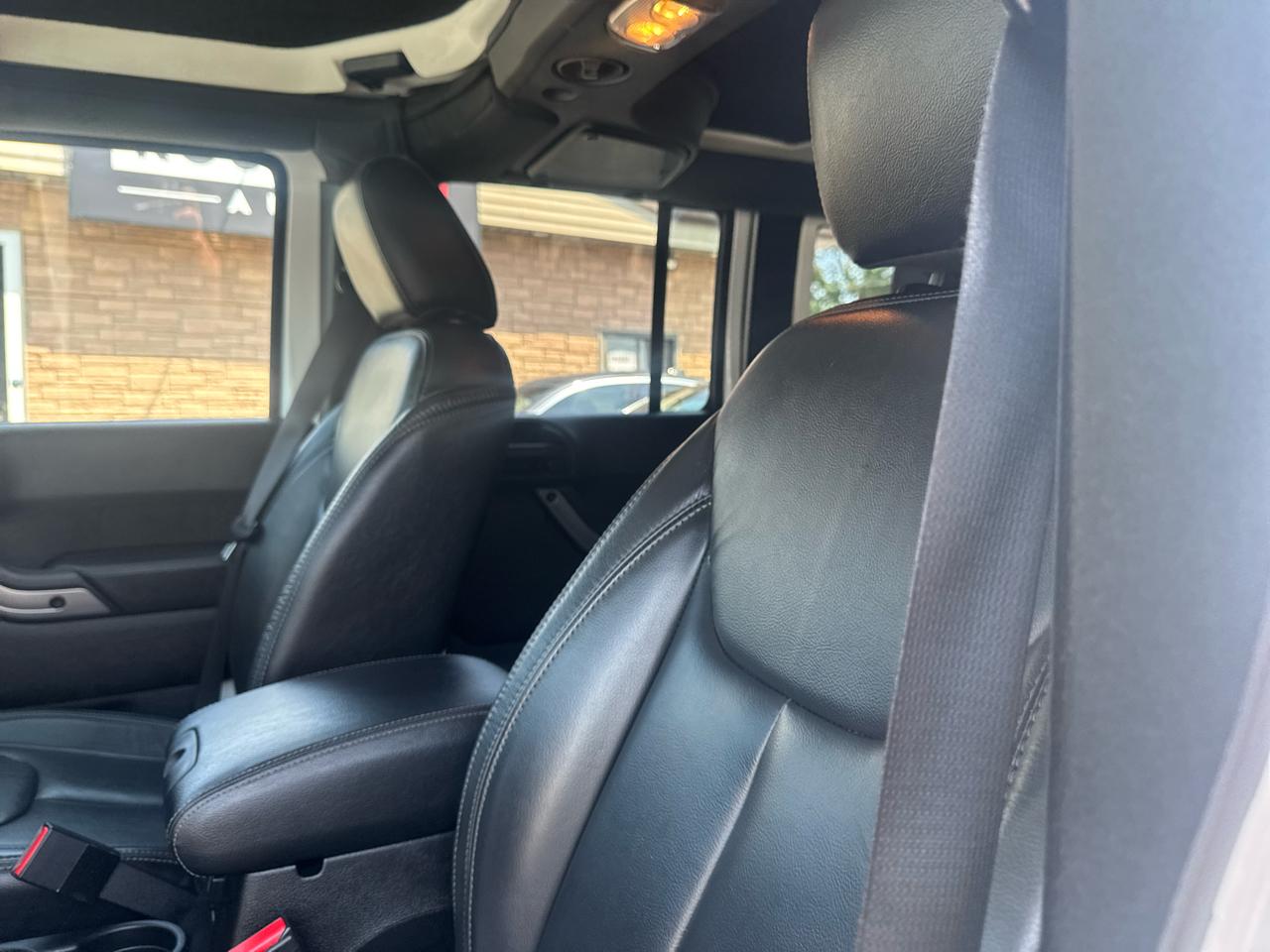 2018 Jeep Wrangler JK Unlimited Altitude - Photo 17