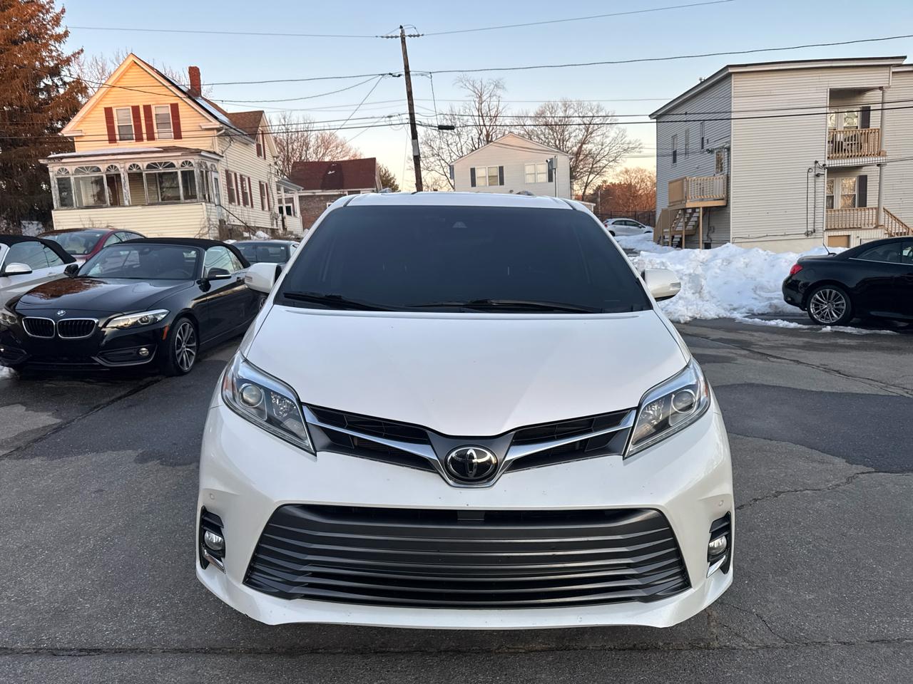 Toyota Sienna  2019