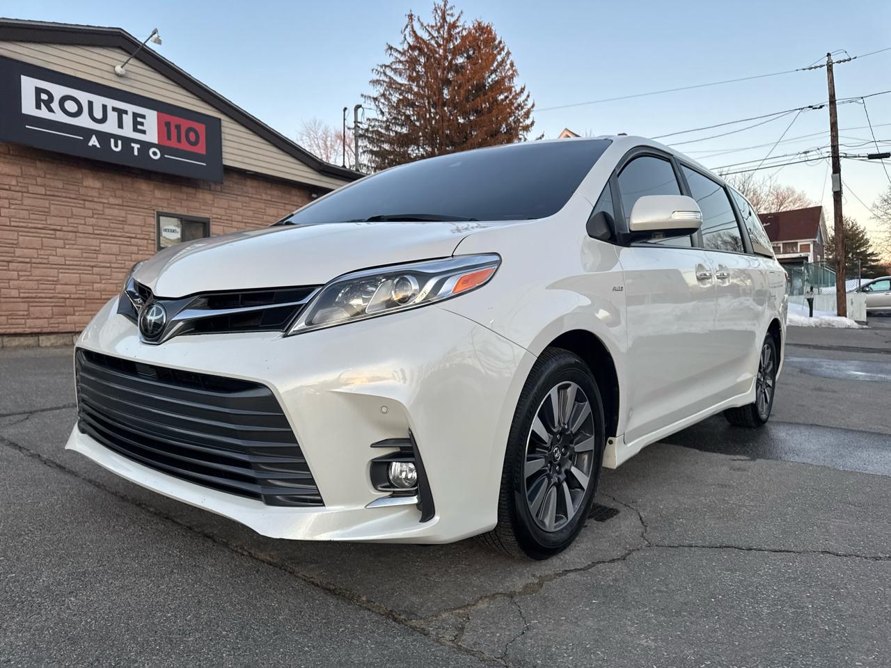 Toyota Sienna  2019