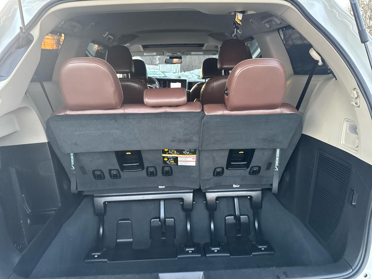 Toyota Sienna  2019