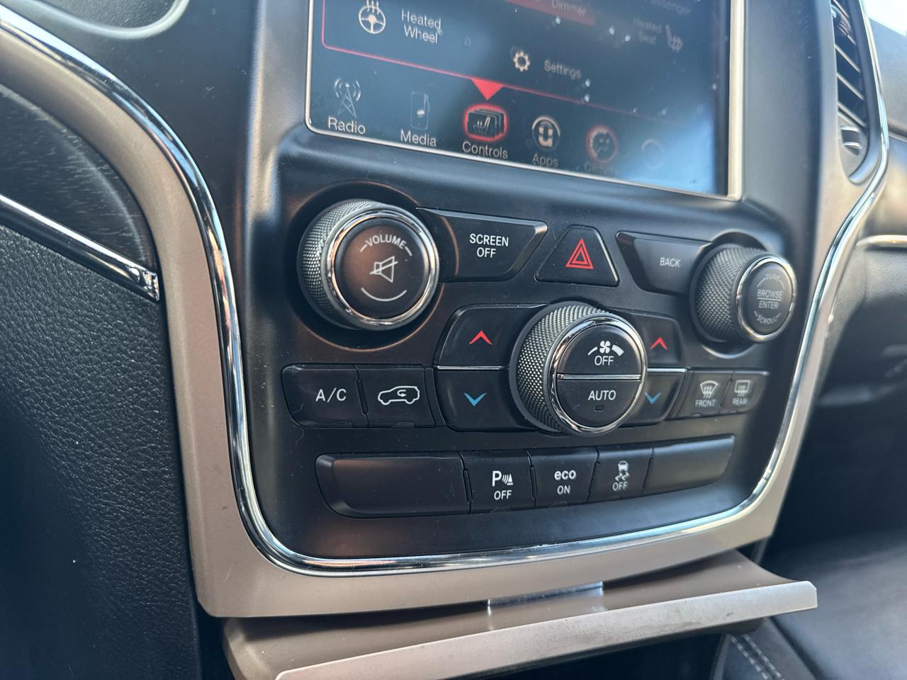 Jeep Grand Cherokee  2015