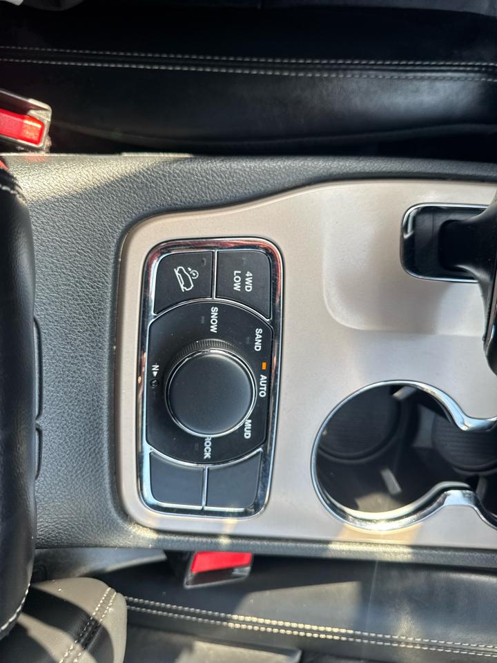 Jeep Grand Cherokee  2015