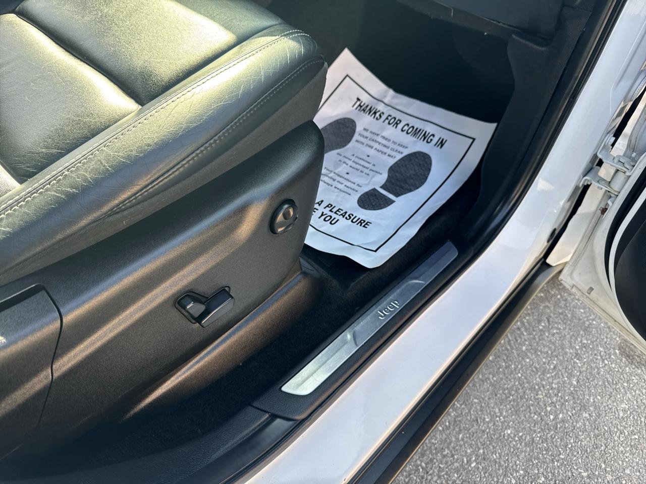 Jeep Grand Cherokee  2015