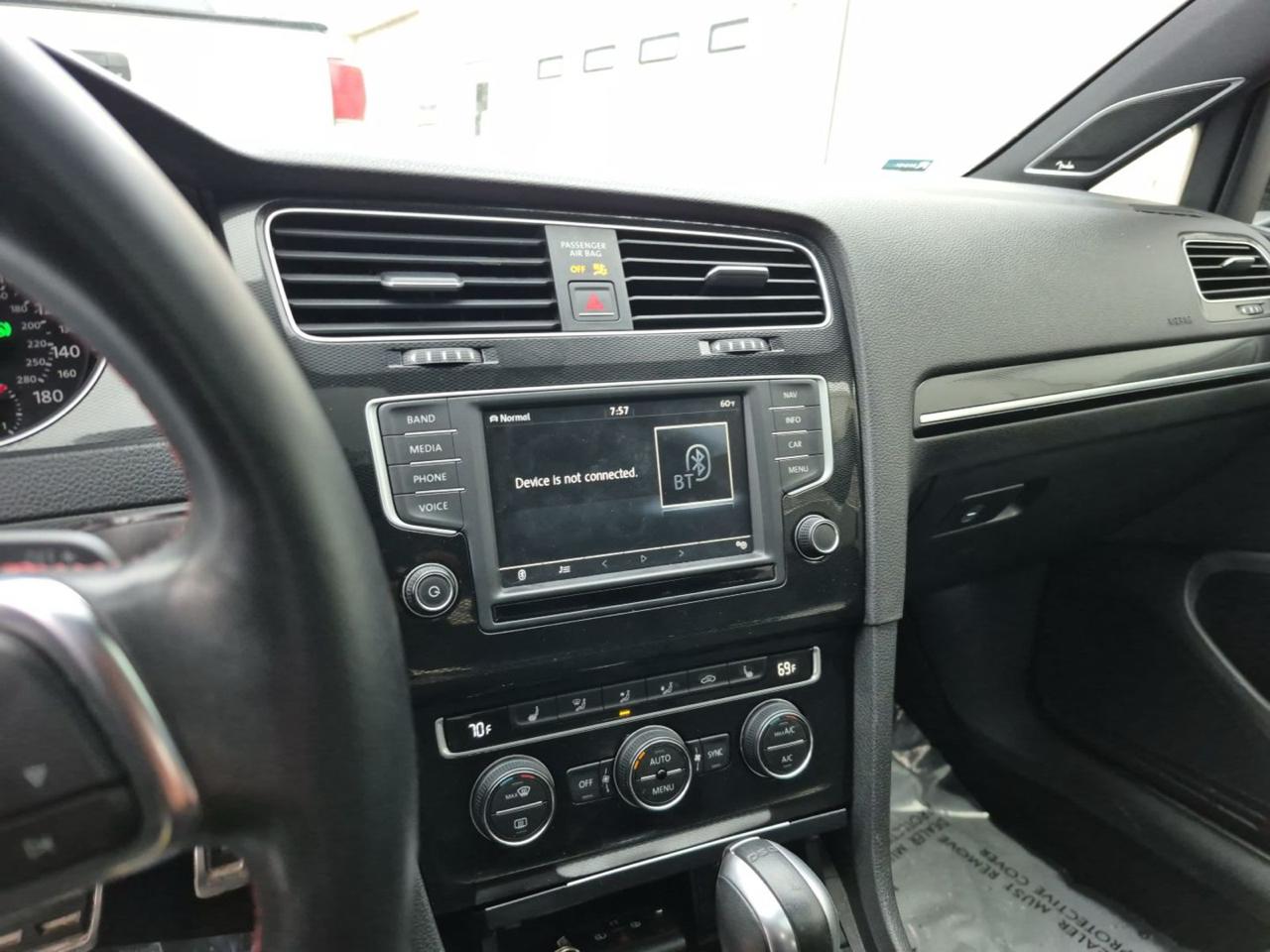 Volkswagen Golf GTI  2016