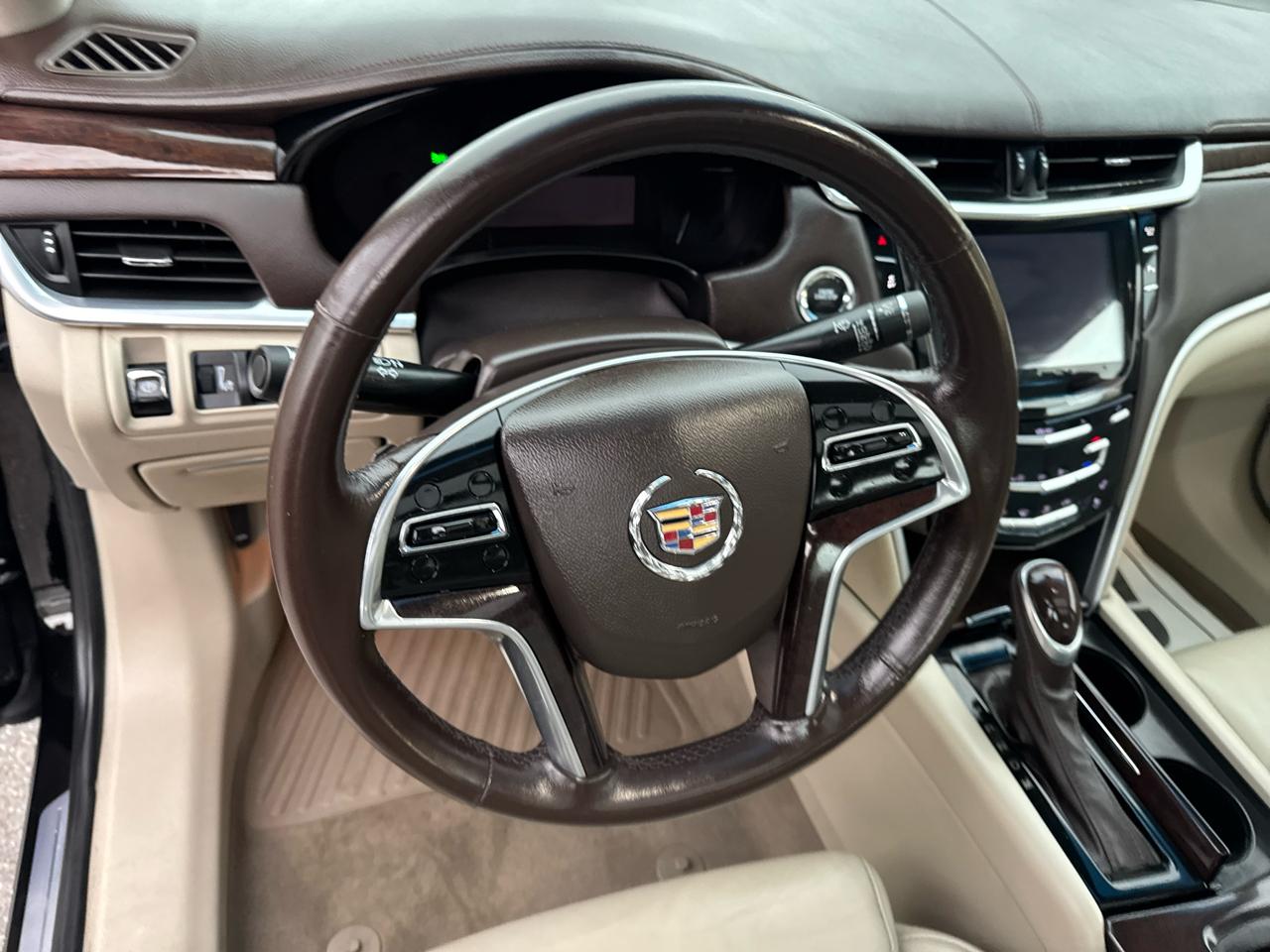 Cadillac XTS  2015