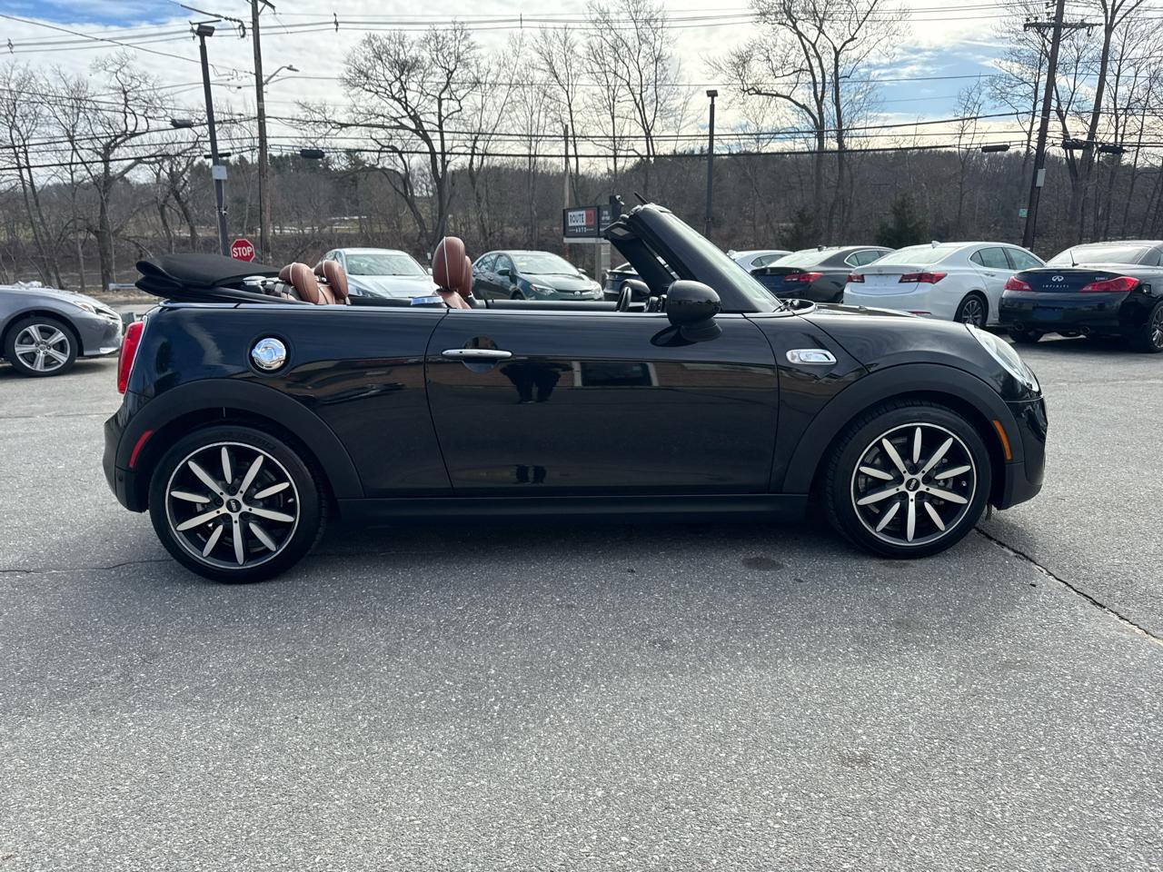 MINI Cooper Convertible  2016