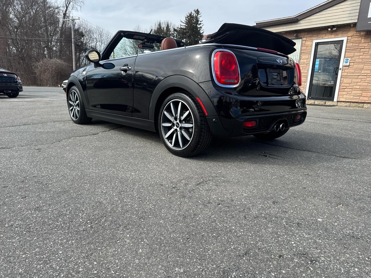 MINI Cooper Convertible  2016