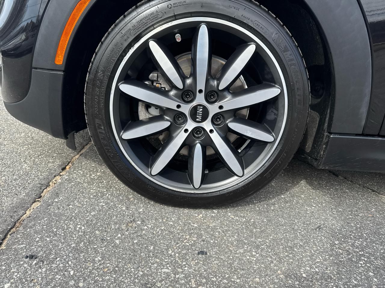 MINI Cooper Convertible  2016