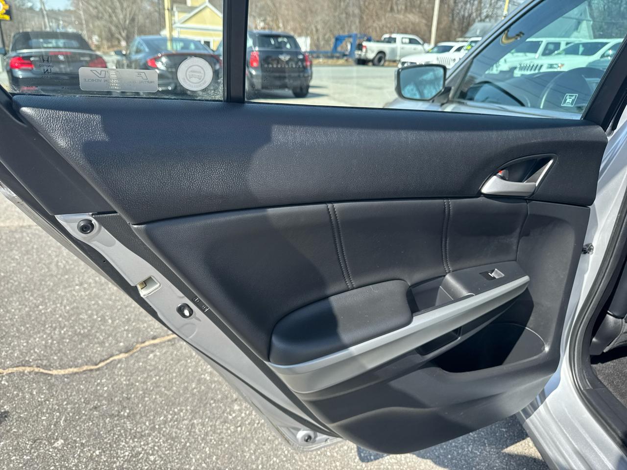 Honda Accord Sdn 4dr I4 AT EX-L 2010