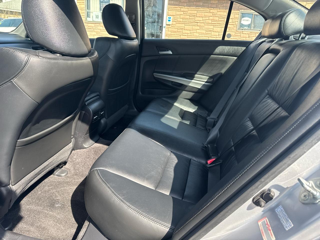 Honda Accord Sdn 4dr I4 AT EX-L 2010