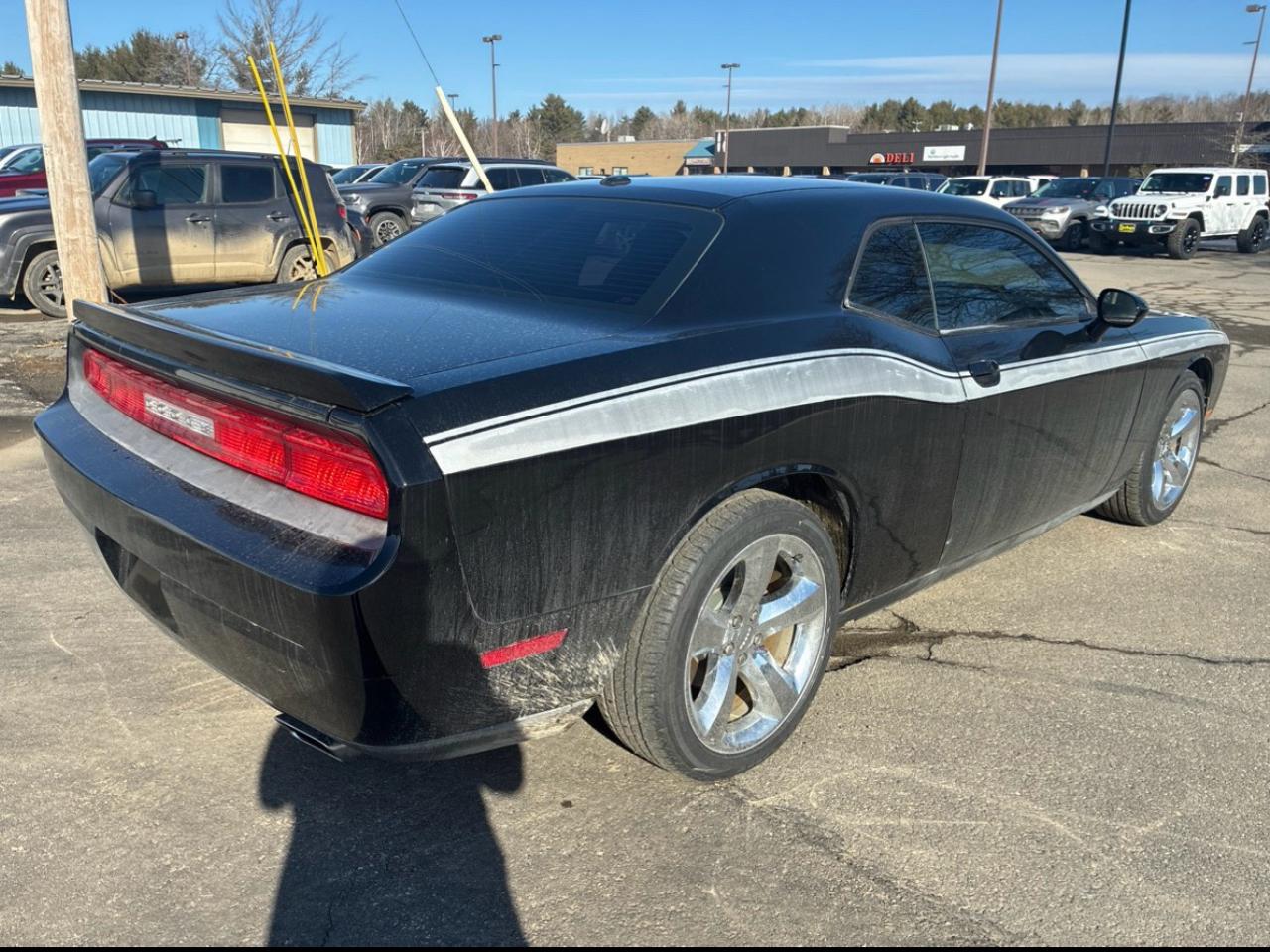 Dodge Challenger  2013