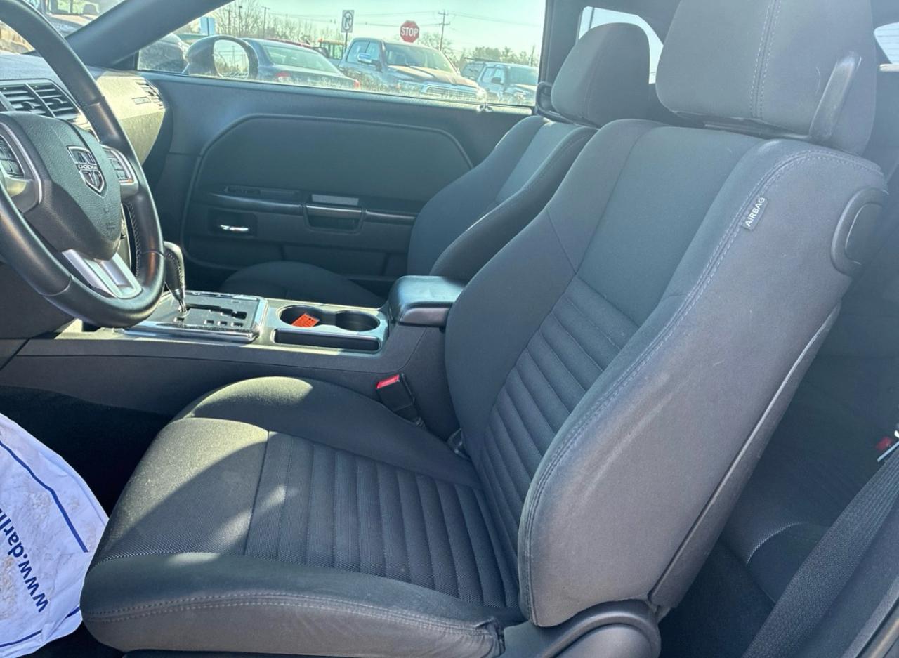 Dodge Challenger  2013