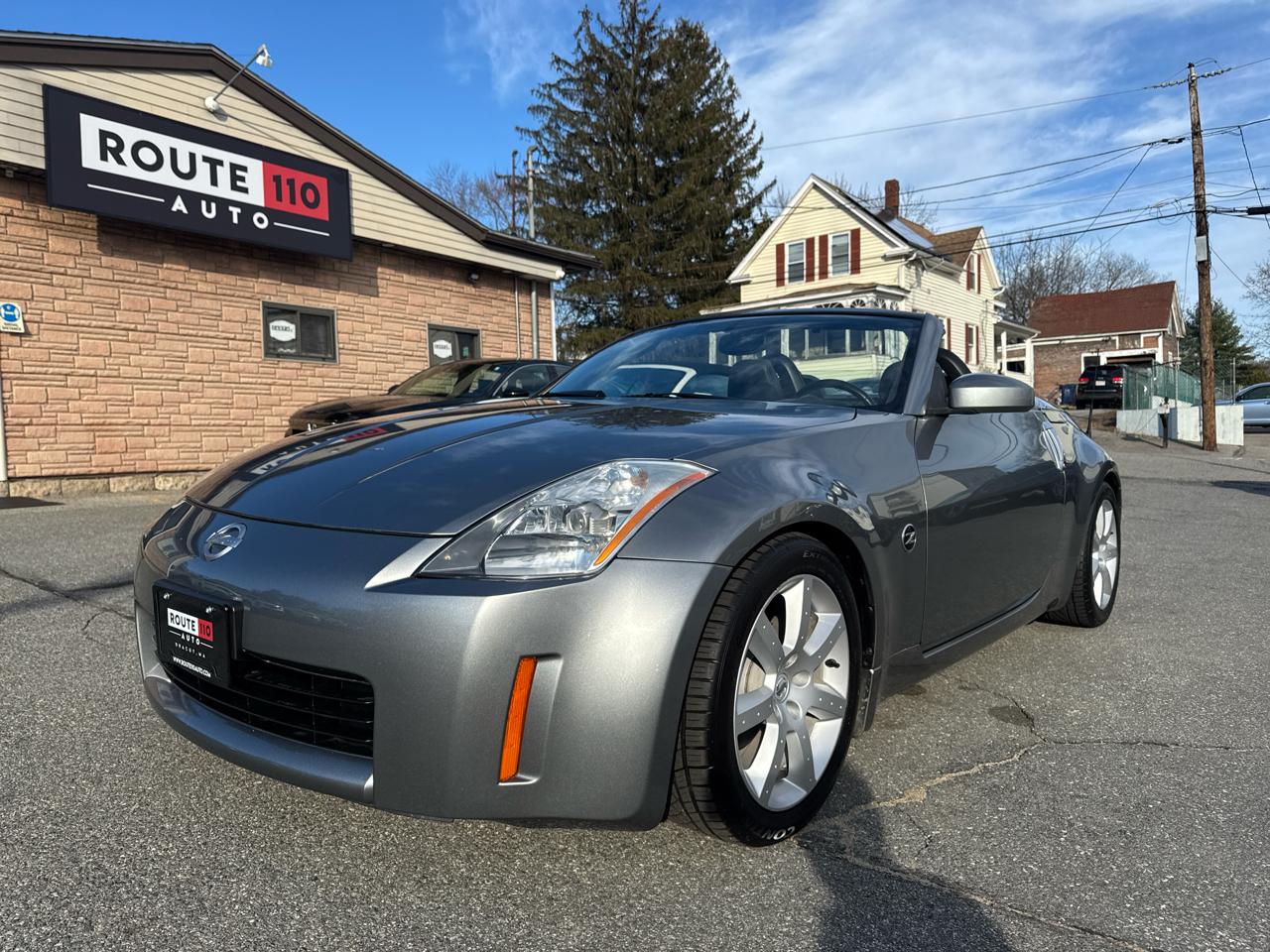 2004 Nissan 350Z 2dr Roadster Touring Manual