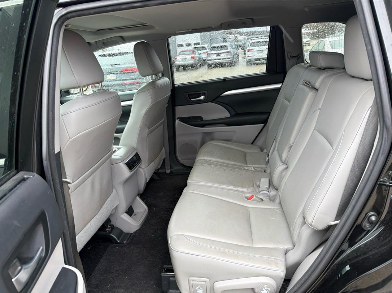 Toyota Highlander  2015