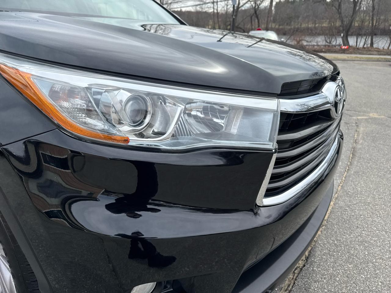 Toyota Highlander  2015