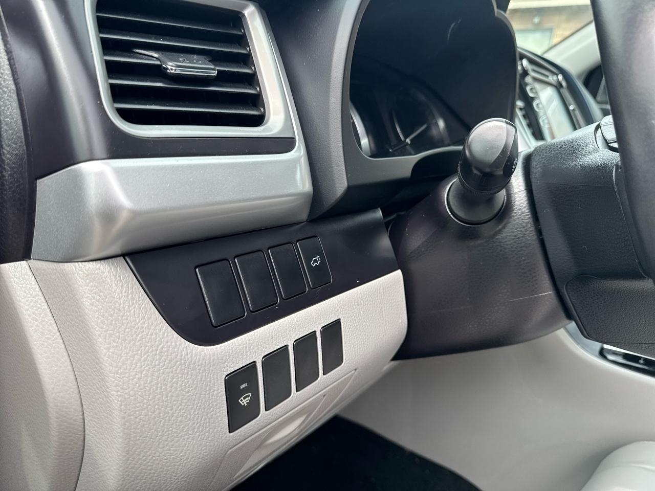 Toyota Highlander  2015