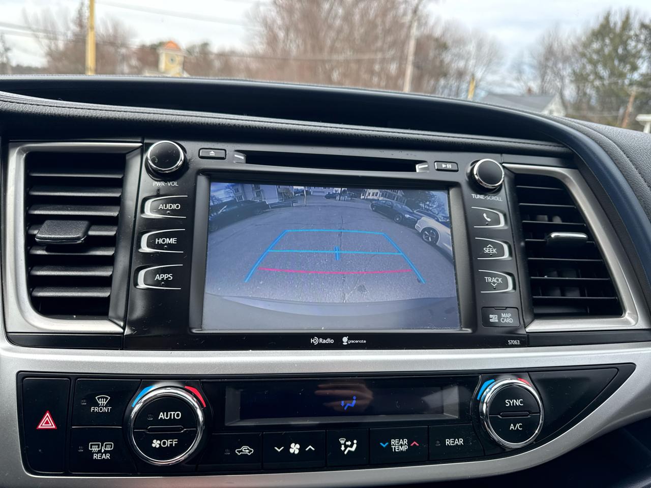 Toyota Highlander  2015