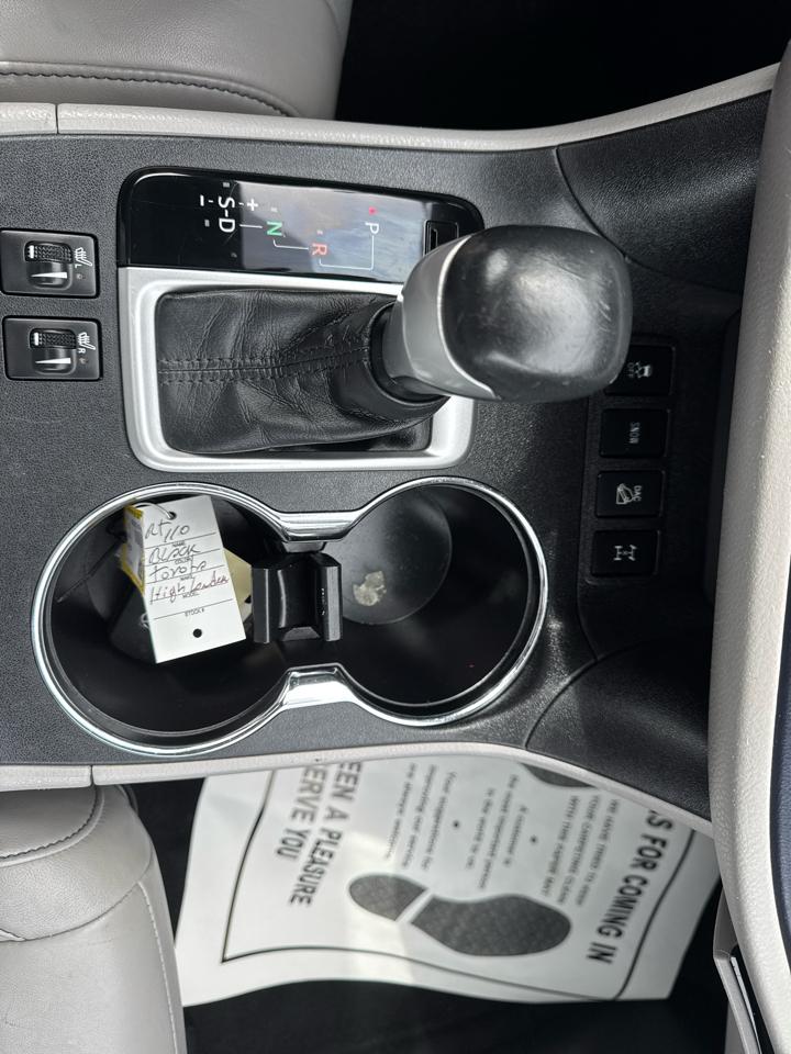 Toyota Highlander  2015