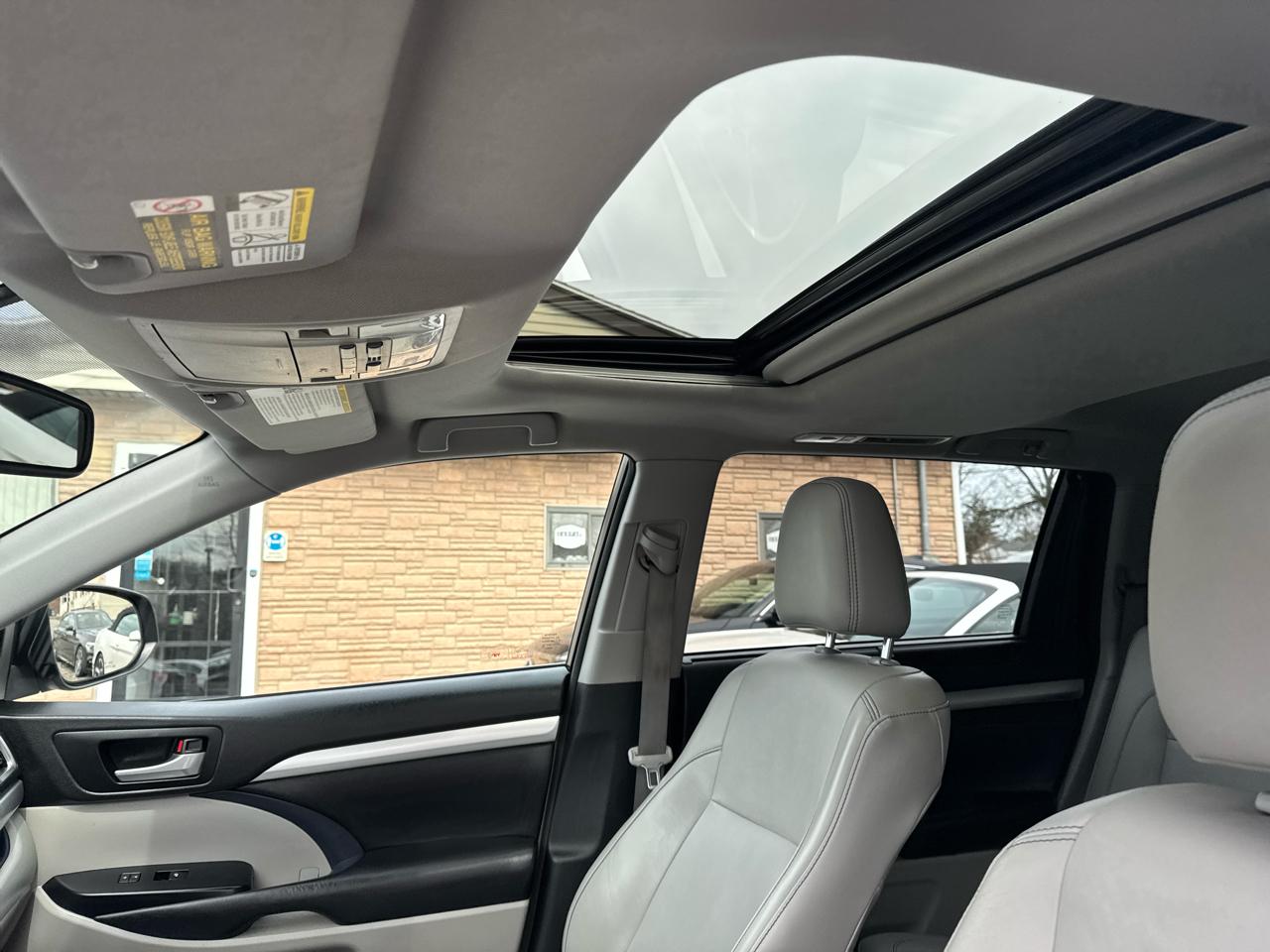 Toyota Highlander  2015