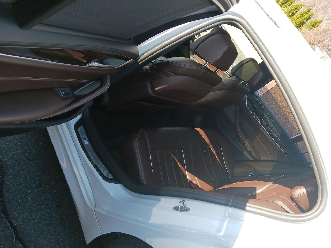 BMW 5 Series M550i xDrive Sedan 2018