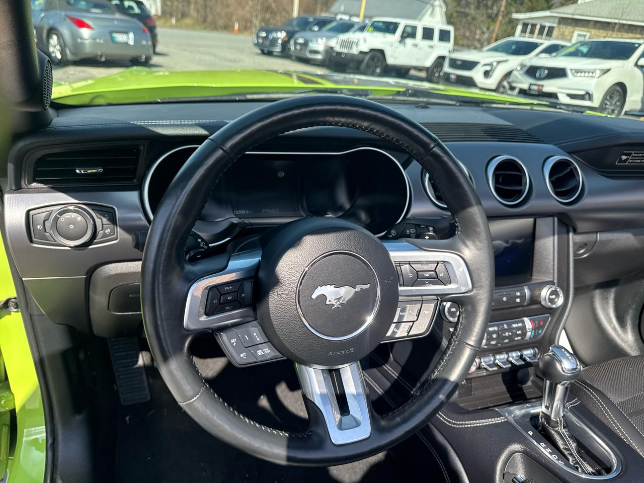 Ford Mustang  2020