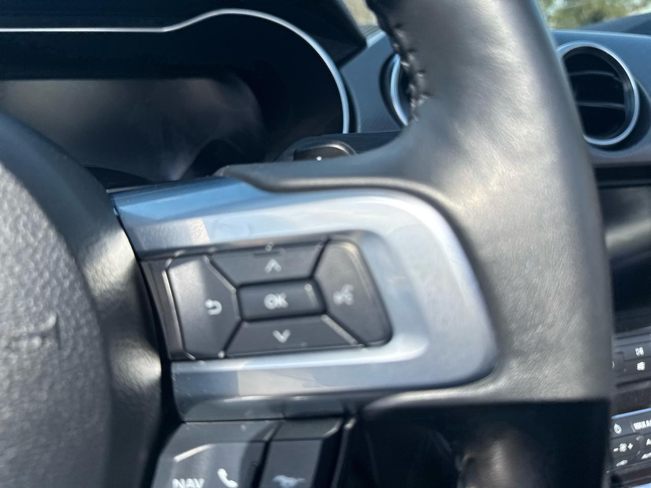 Ford Mustang  2020