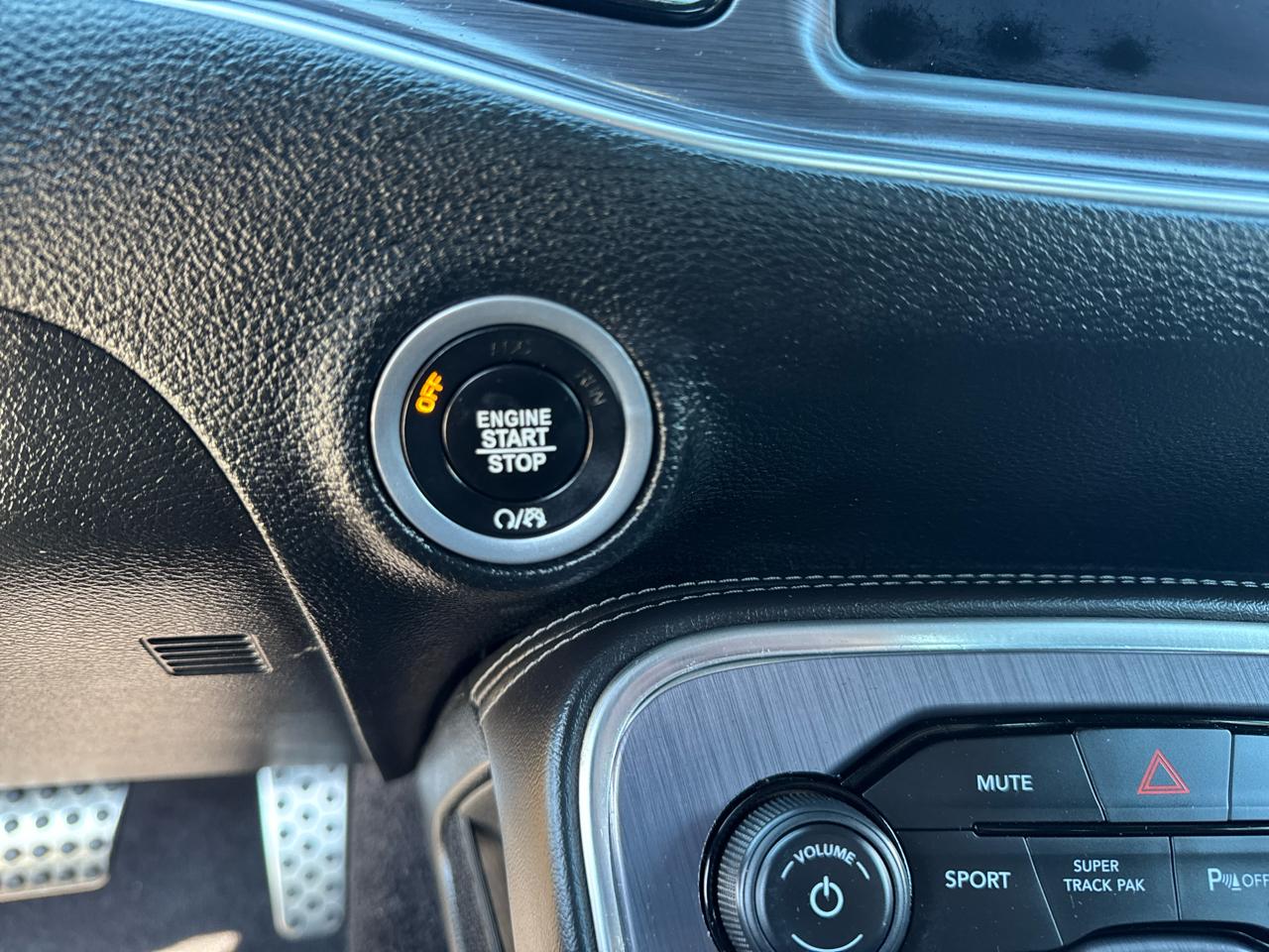 Dodge Challenger  2018