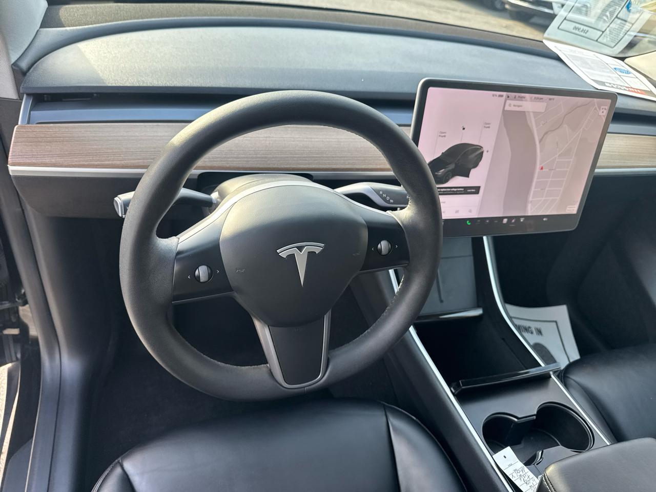 Tesla Model Y  2021