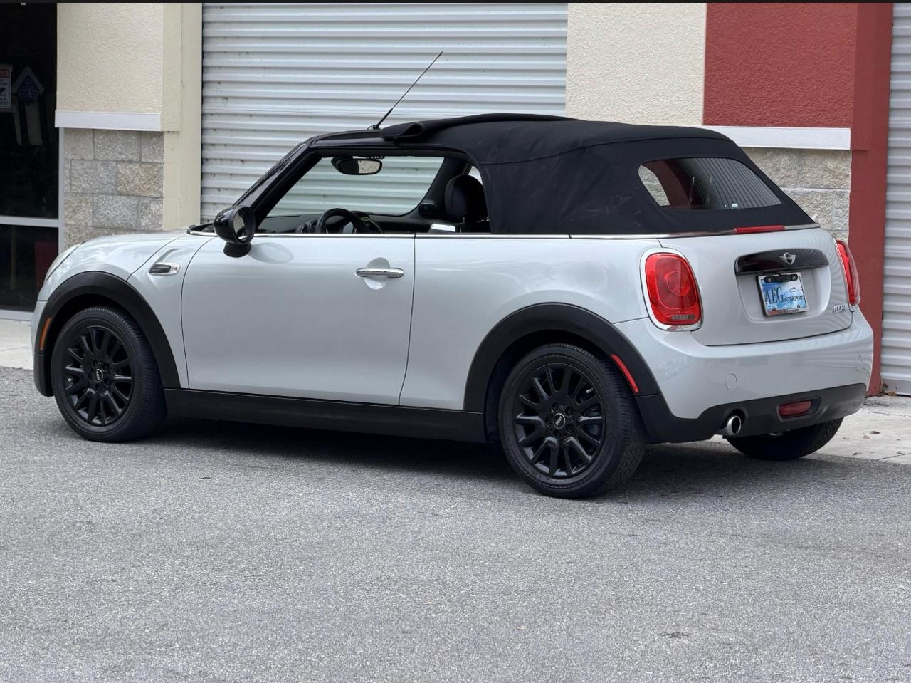 MINI Convertible  2017