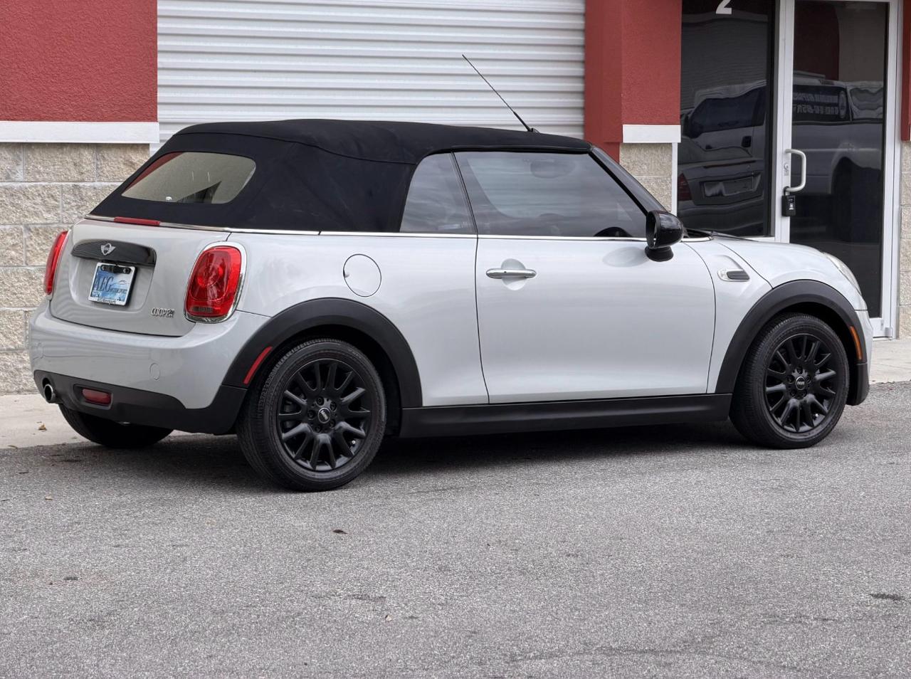 MINI Convertible  2017