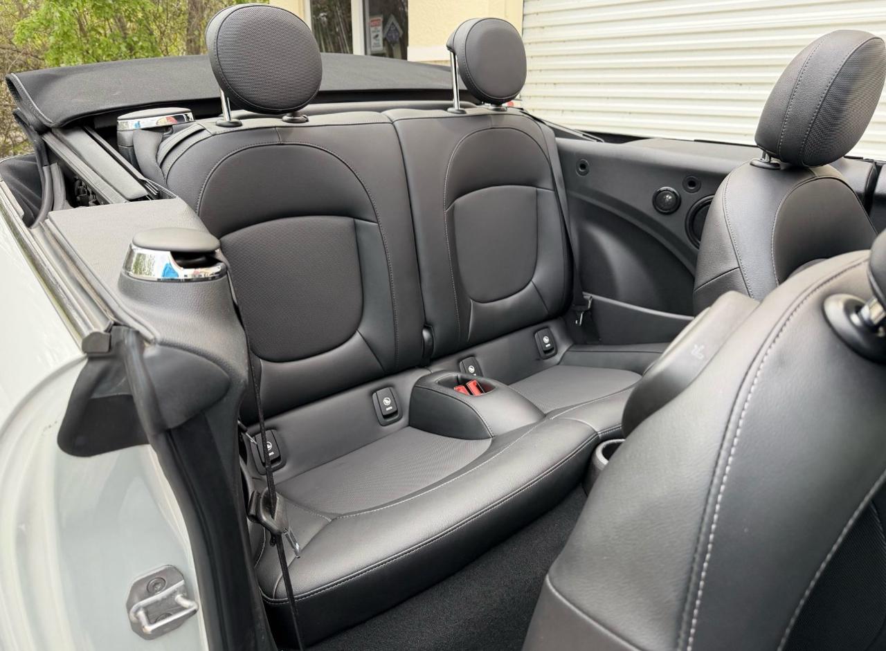 MINI Convertible  2017