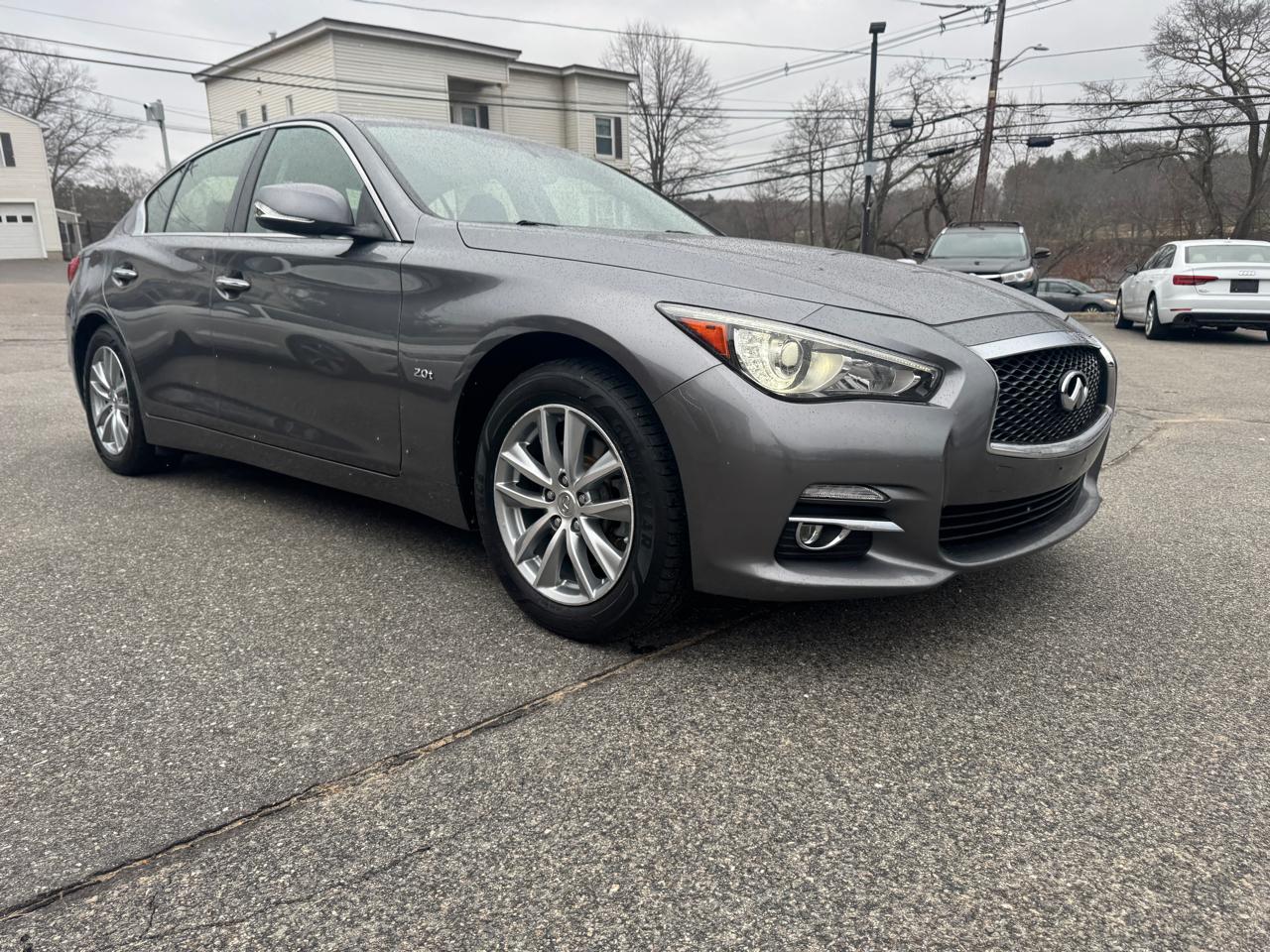 Infiniti Q50 2.0t Premium 2016