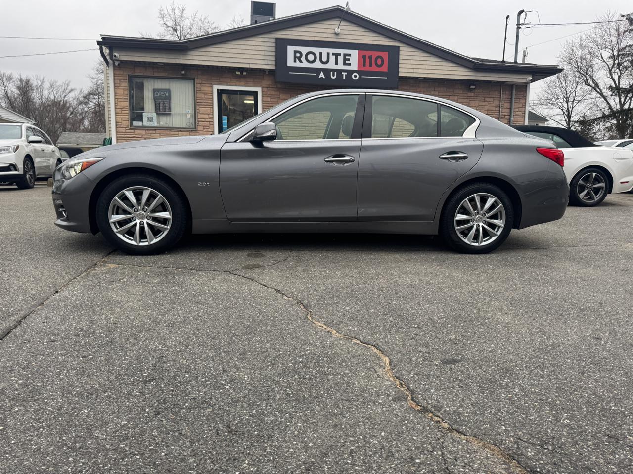 Infiniti Q50 2.0t Premium 2016