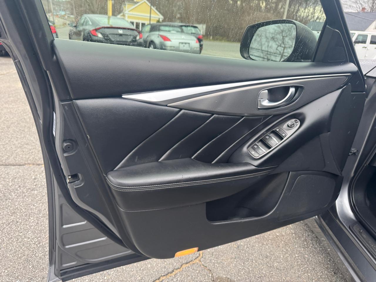 Infiniti Q50 2.0t Premium 2016