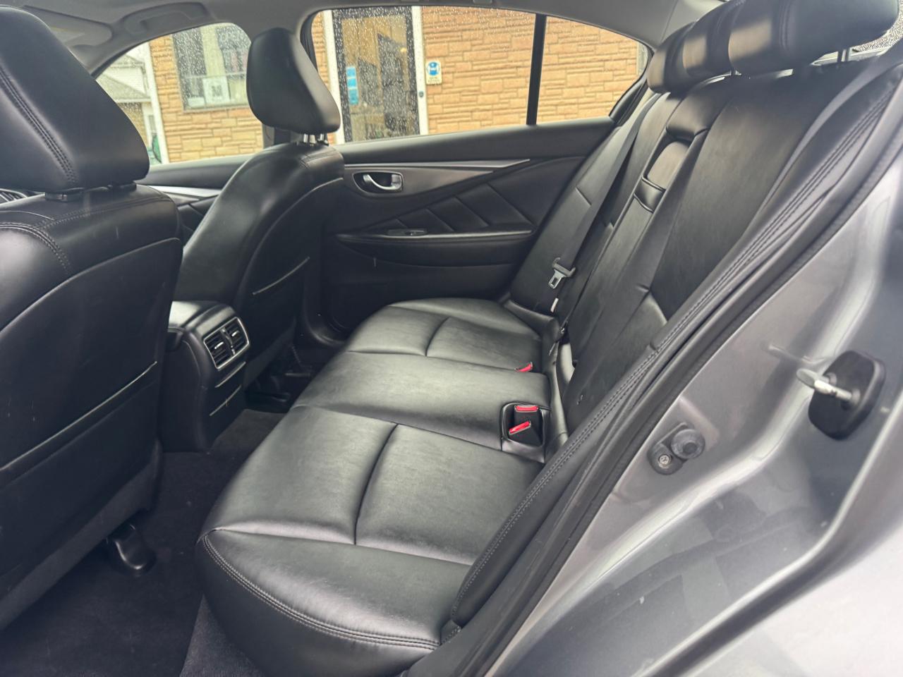 Infiniti Q50 2.0t Premium 2016