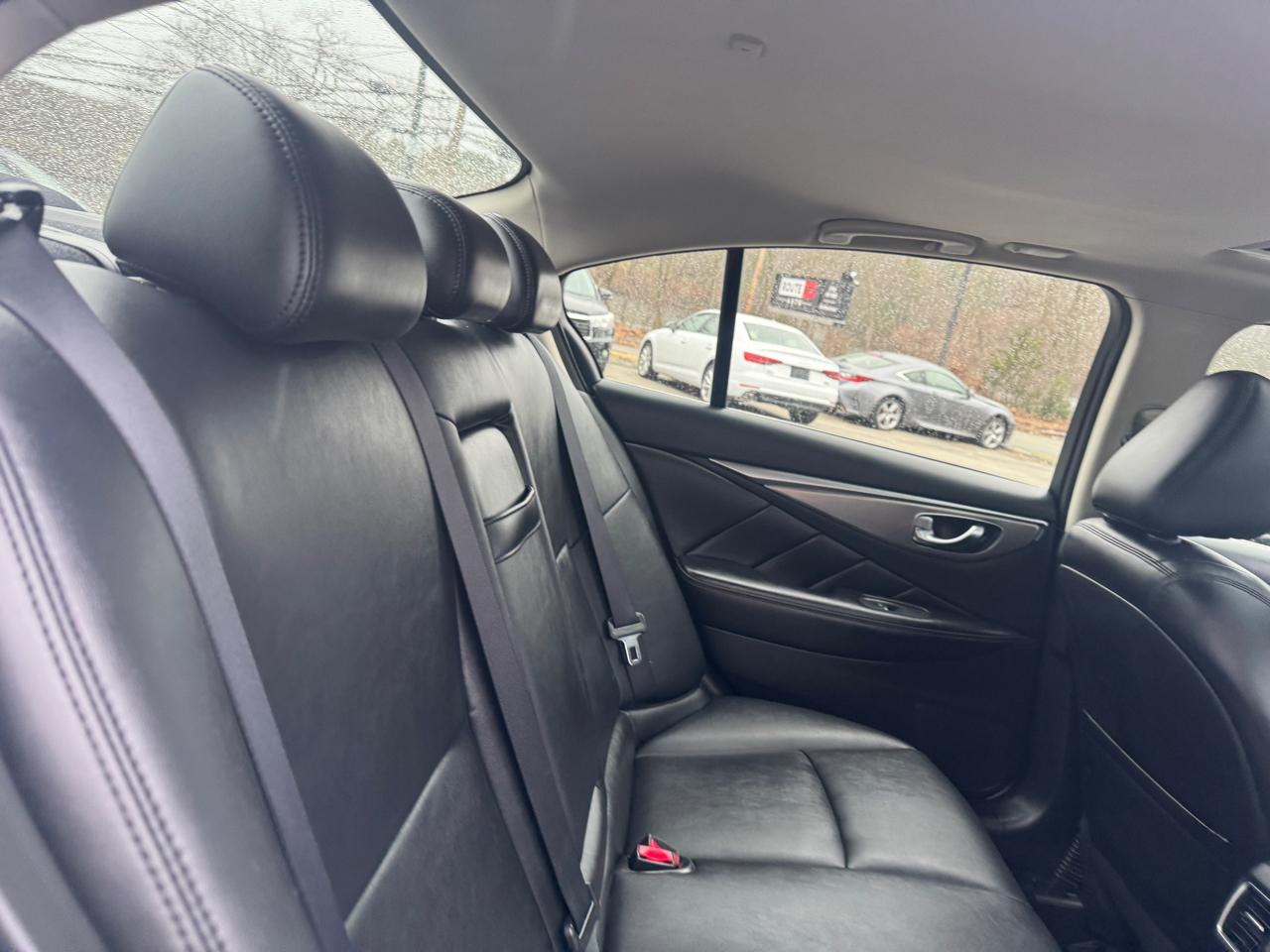 Infiniti Q50 2.0t Premium 2016