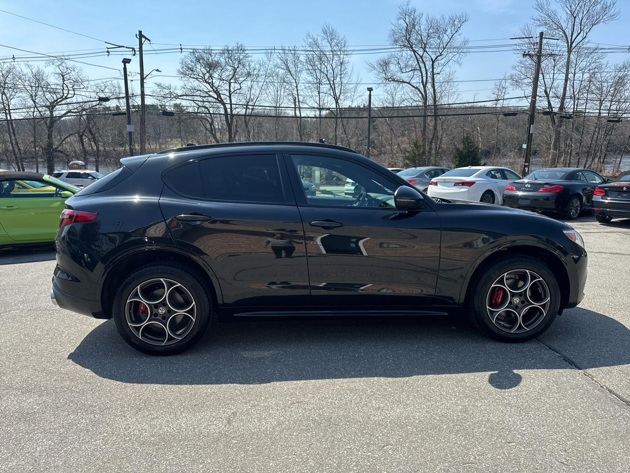 Alfa Romeo Stelvio  2020