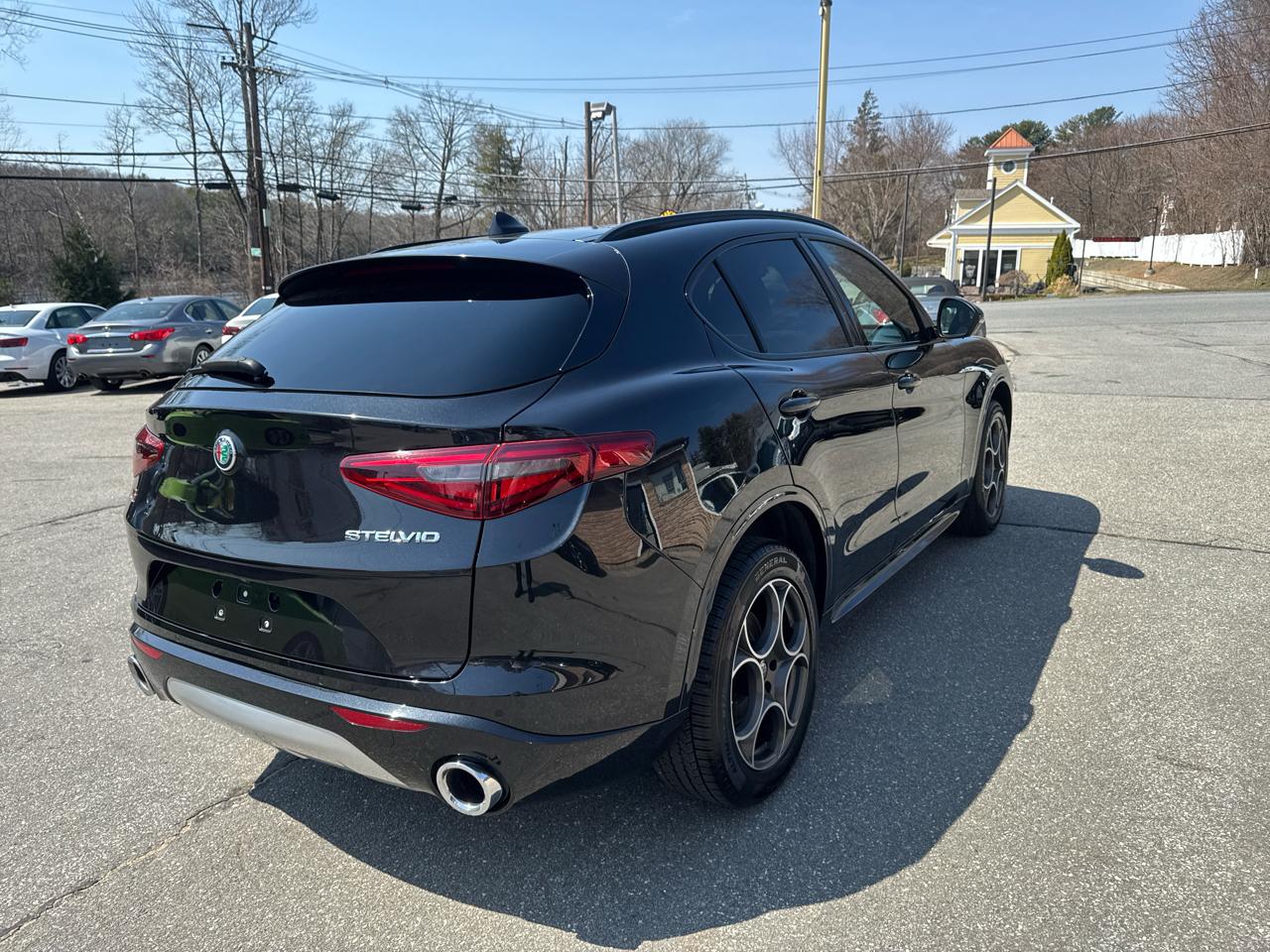 Alfa Romeo Stelvio  2020