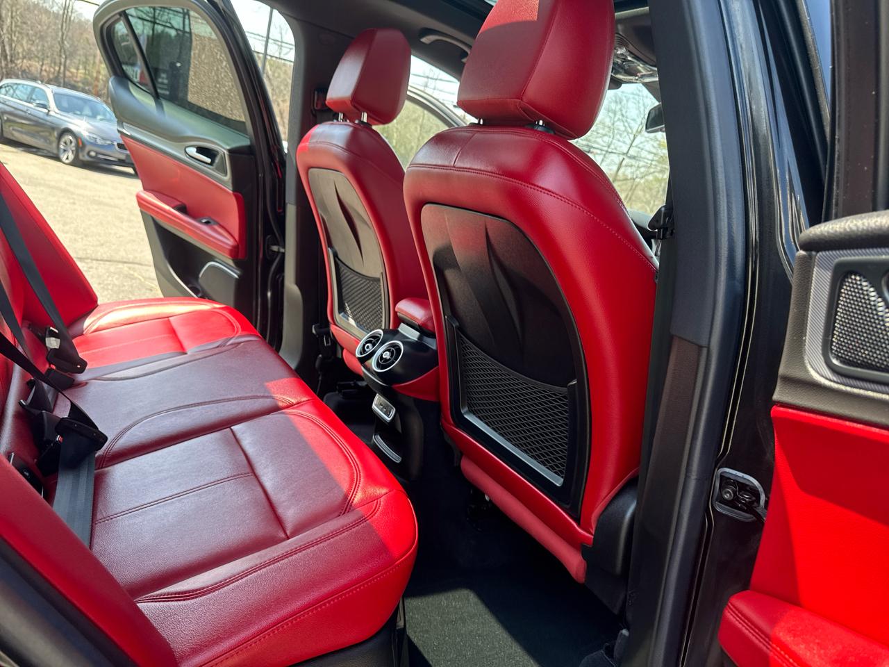Alfa Romeo Stelvio  2020