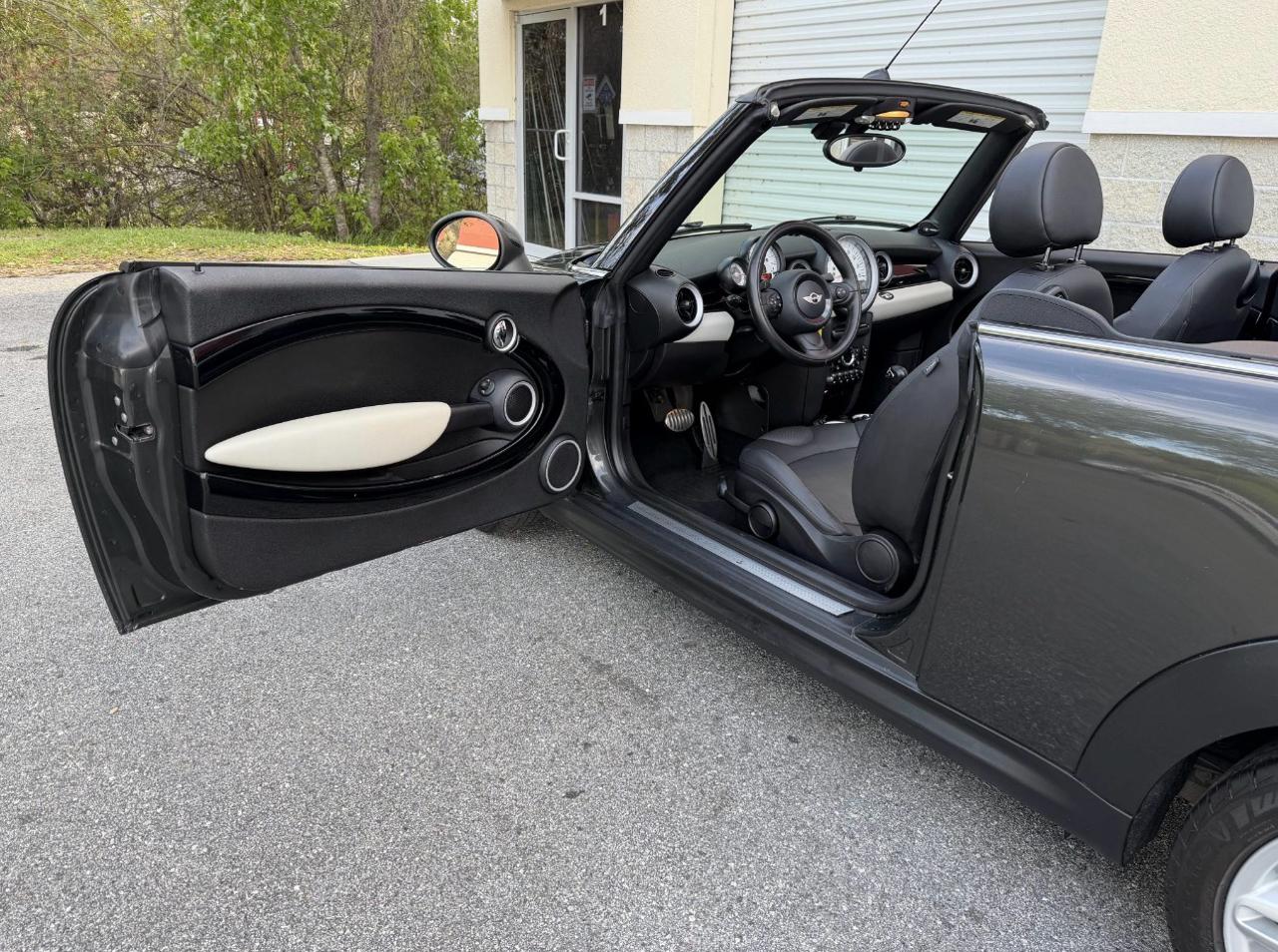 MINI Cooper Convertible  2014