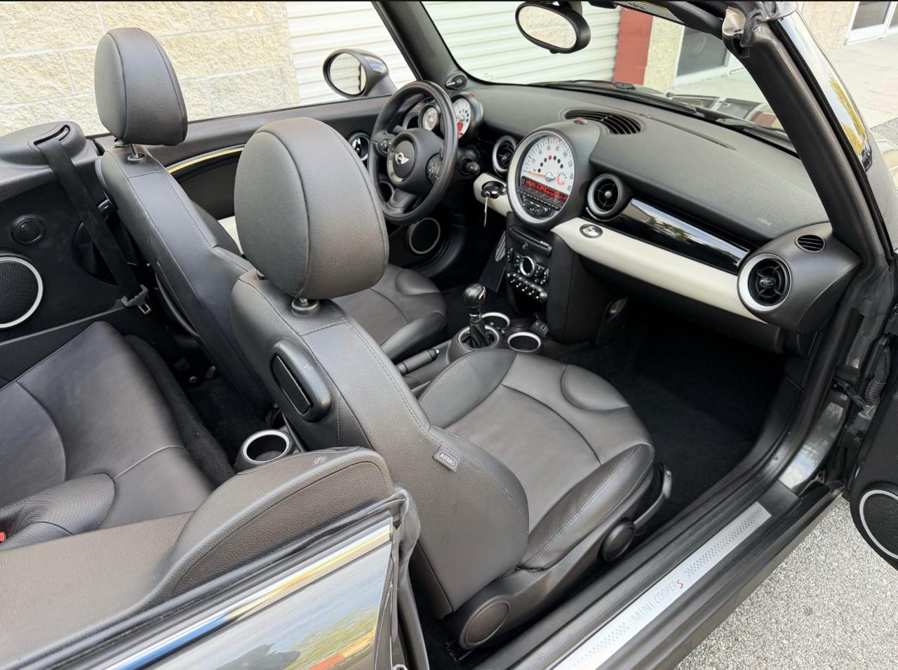 MINI Cooper Convertible  2014