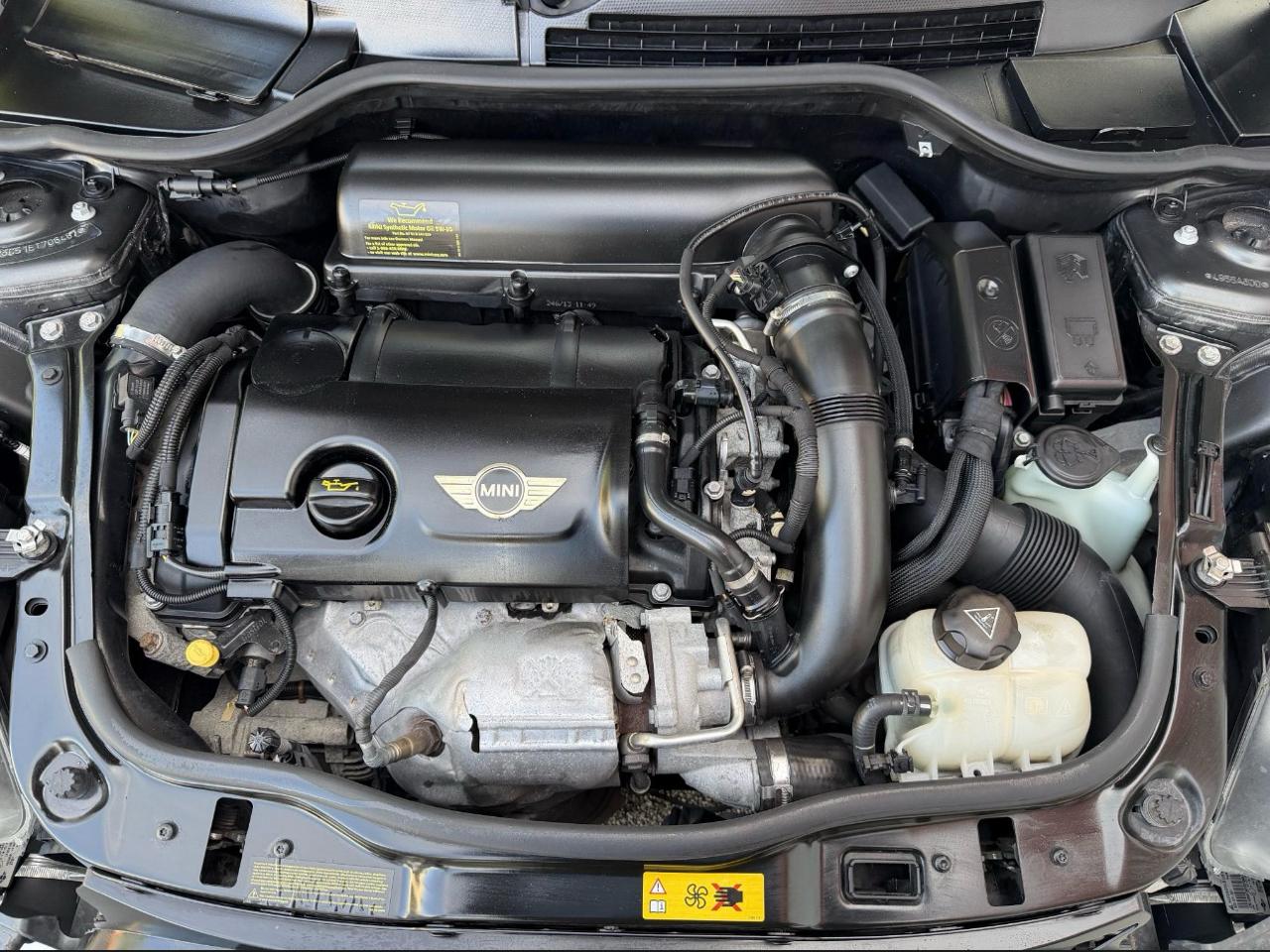 MINI Cooper Convertible  2014